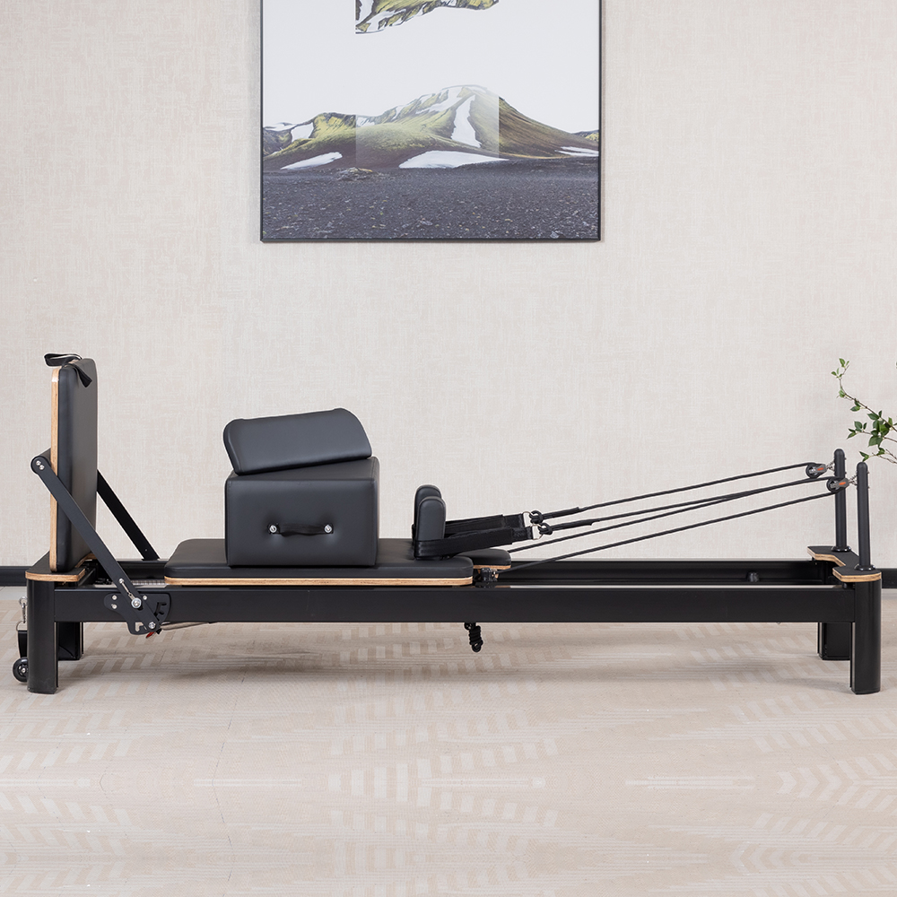 Aluminium Alloy Black Frame Pilates Reformer