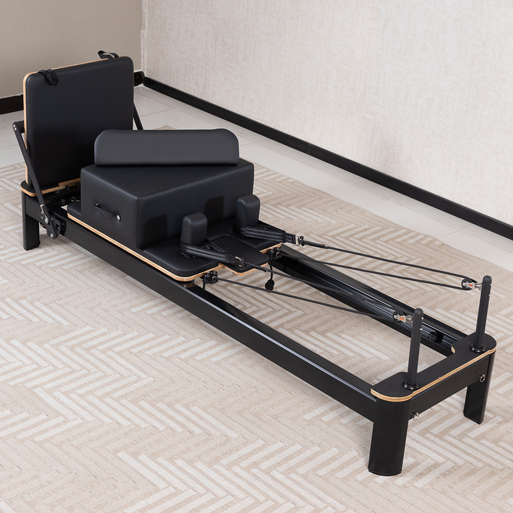 Aluminium Alloy Black Frame Pilates Reformer